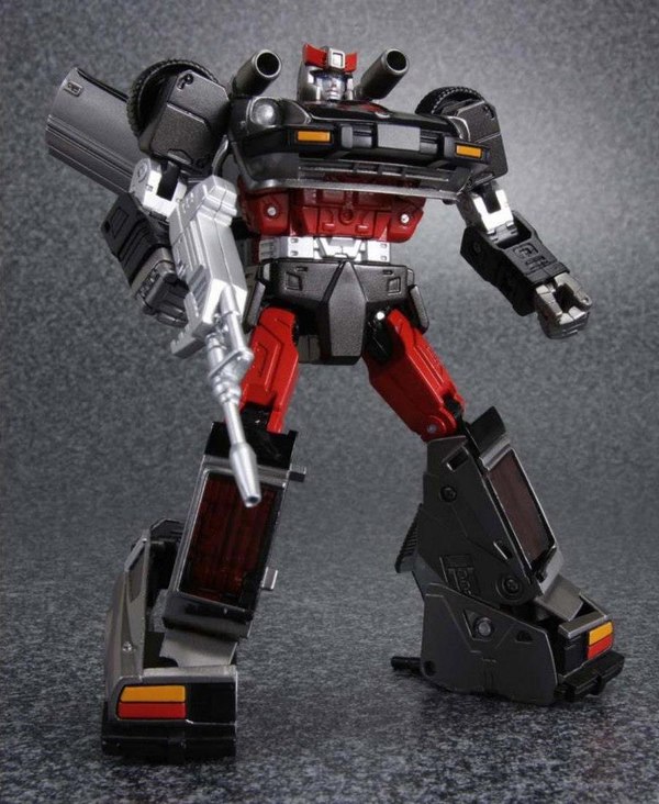 New MP 17 Prowl & MP 18 Bluestreak Weapon Accessory Revealed For Takara Tomy Masterpieces Image  (12 of 26)